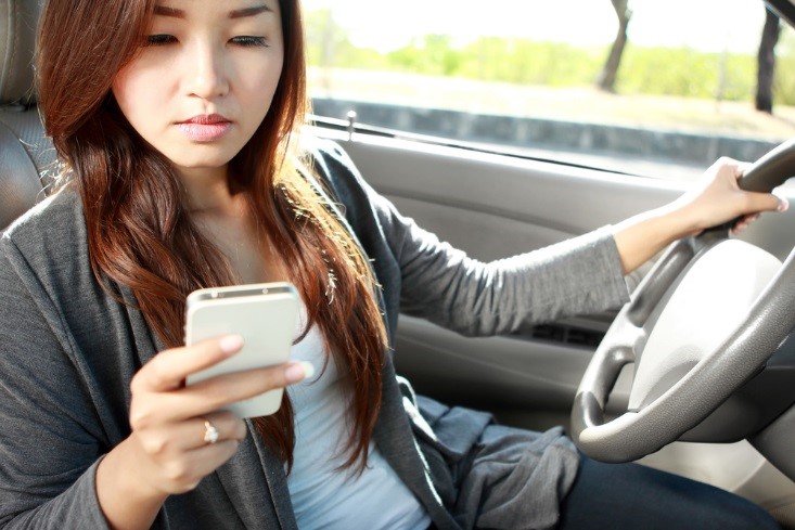 Distracted driving facts blog